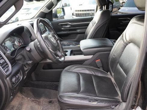 Used 2019 RAM 1500 Big Horn AWD/4WD image 4