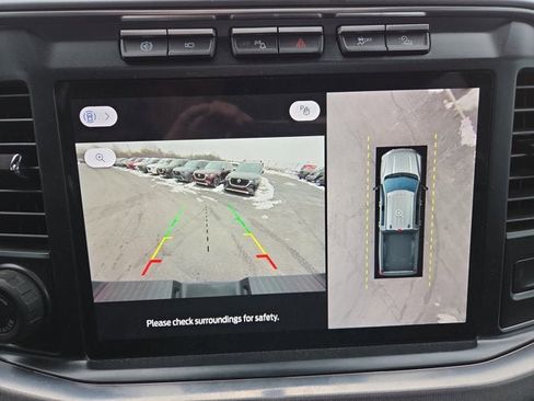 Used 2024 Ford F350 Platinum w/ Tremor Off-Road Package image 19