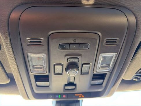 Used 2021 GMC Yukon XL SLT w/ Rear Media and Nav Package image 27