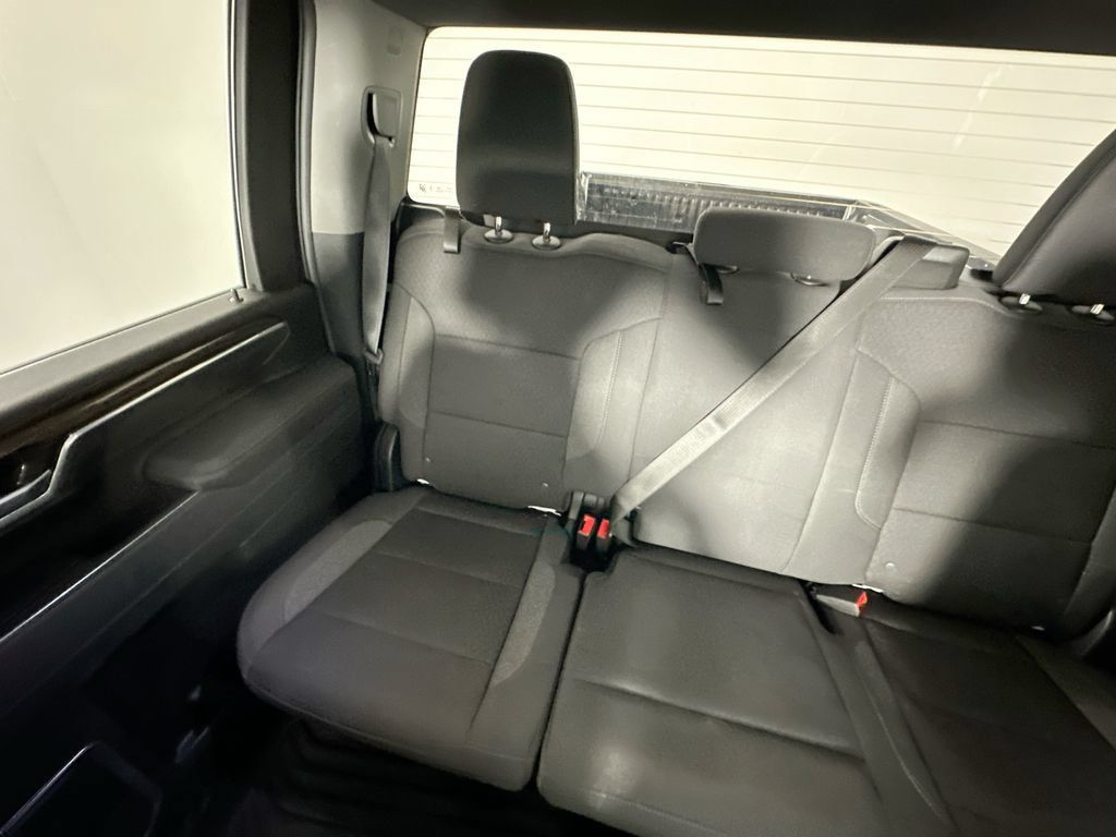 Used 2025 Chevrolet Silverado 2500 LT w/ Convenience Package AWD/4WD image 12