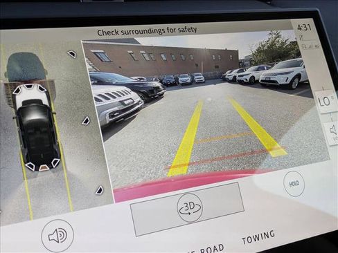 Certified 2025 Land Rover Discovery Sport S image 14