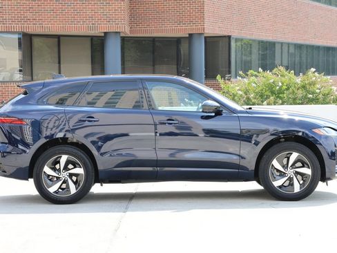 Used 2026 Jaguar F-PACE R-Dynamic S AWD/4WD image 4