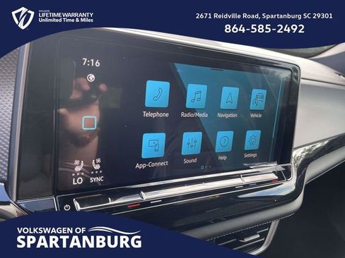 New 2026 Volkswagen Atlas Cross Sport SEL R-Line image 22