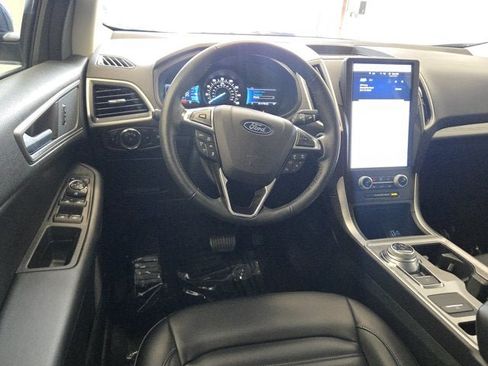 Used 2024 Ford Edge SEL AWD/4WD image 16