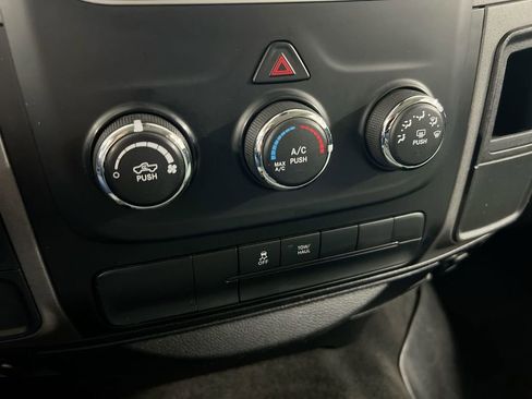 Used 2017 RAM 1500 Express w/ Express Value Package RWD image 15