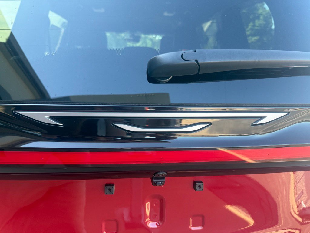 New 2027 Chrysler Pacifica Select FWD image 16
