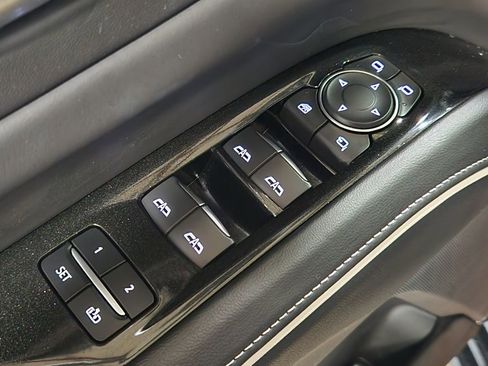 Used 2024 Cadillac Escalade Sport Platinum w/ LPO, ONYX Package image 44