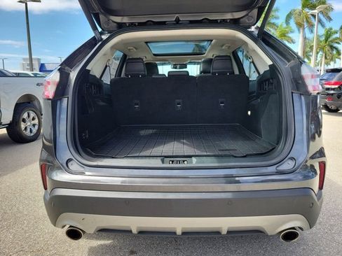 Certified 2020 Ford Edge Titanium w/ Canadian Touring Package AWD/4WD image 7
