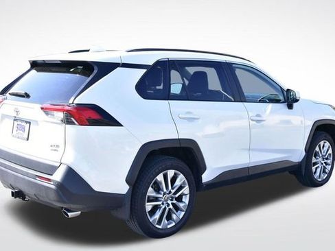 Certified 2021 Toyota RAV4 XLE Premium AWD/4WD image 4