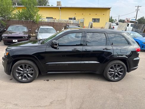 Used 2018 Jeep Grand Cherokee High Altitude AWD/4WD image 4