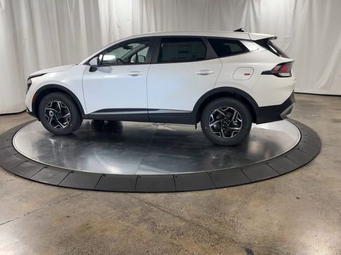 Certified 2025 Kia Sportage LX image 7