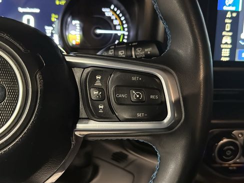 Used 2024 Jeep Wrangler High Altitude AWD/4WD image 13