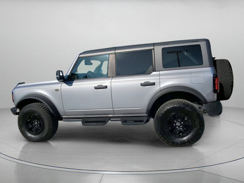 Used 2024 Ford Bronco Wildtrak image 16