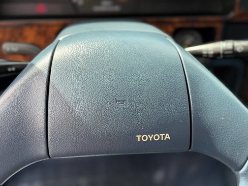 Used 1989 Toyota Pickup Deluxe AWD/4WD image 26