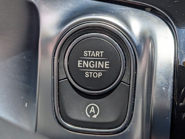 Used 2021 Mercedes-Benz GLB 250 image 25