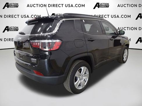 Used 2022 Jeep Compass Latitude AWD/4WD image 43