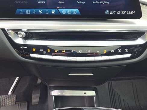 Certified 2025 Cadillac Lyriq Sport image 27