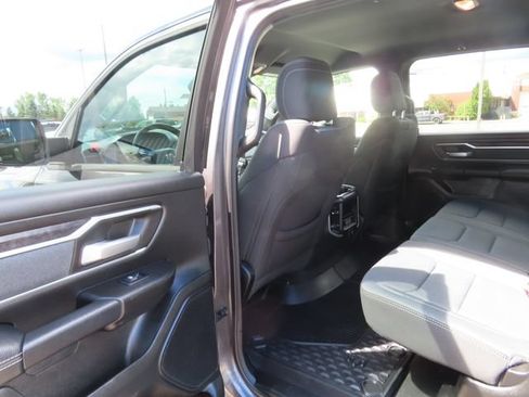 Used 2022 RAM 1500 Big Horn AWD/4WD image 21