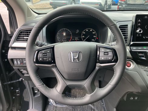 Certified 2026 Honda Odyssey EX-L image 20