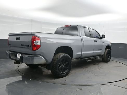 Used 2018 Toyota Tundra SR5 image 2