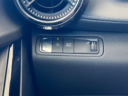 Used 2025 Chevrolet Equinox LT image 39