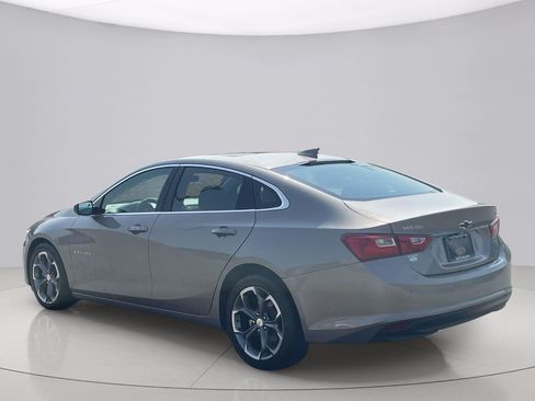 Used 2025 Chevrolet Malibu LT w/ LPO, Floor Liner Package FWD image 4