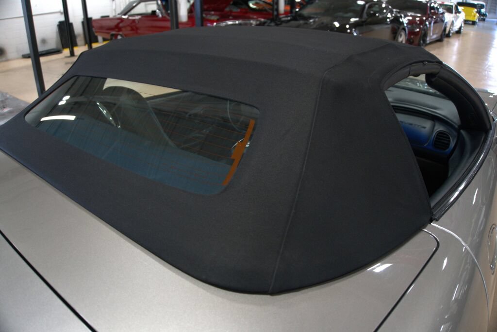Used 2001 Chevrolet Corvette Convertible w/ Preferred Equipment Group2 RWD image 23