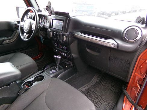 Used 2014 Jeep Wrangler Unlimited Sport w/ Quick Order Package 24S image 13