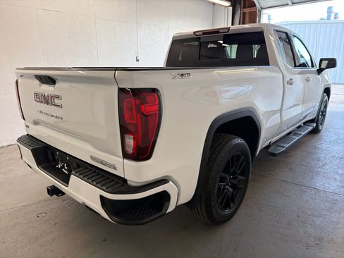 Used 2021 GMC Sierra 1500 Elevation w/ Preferred Package image 5