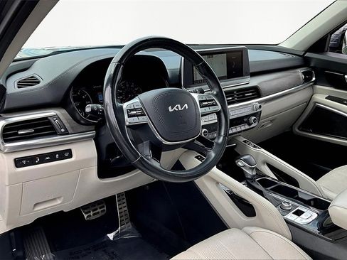 Used 2022 Kia Telluride SX w/ Nightfall Edition Package image 14