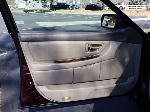 Used 2003 Toyota Avalon XL image 22