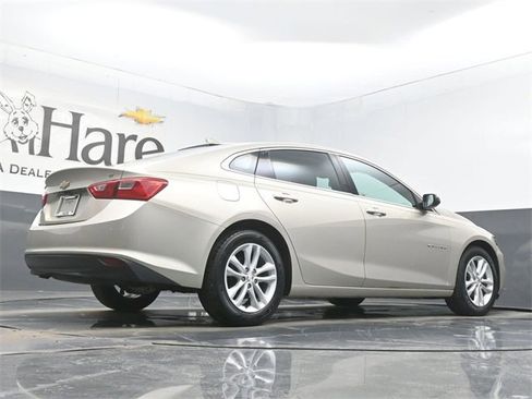 Used 2016 Chevrolet Malibu LT image 30