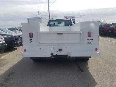 New 2025 Ford F550 4x4 Regular Cab Super Duty