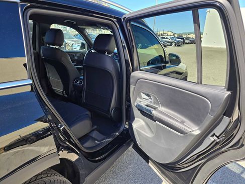 New 2026 Mercedes-Benz GLB 250 image 14