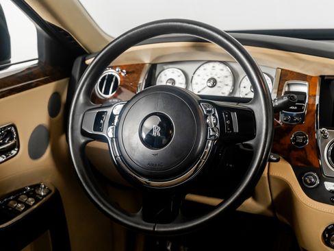 Used 2013 Rolls-Royce Ghost image 53