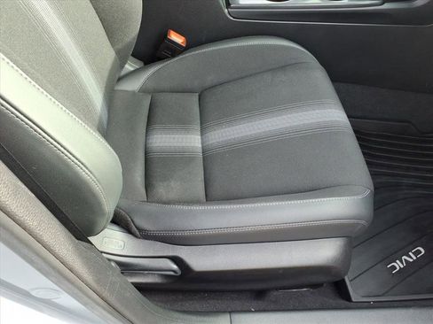 Used 2023 Honda Civic Sport image 32