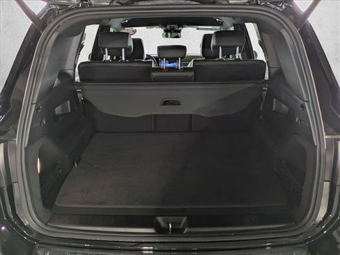 Certified 2025 Mercedes-Benz GLB 250 image 10