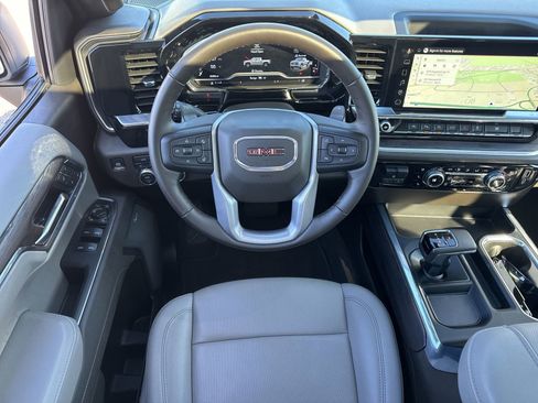 Used 2025 GMC Sierra 1500 SLT w/ SLT Premium Plus Package image 29