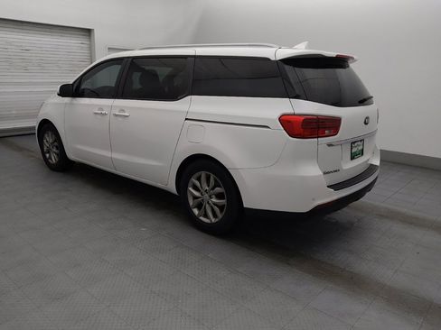 Used 2019 Kia Sedona EX image 3