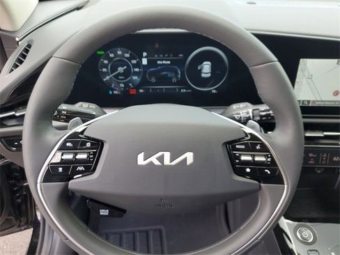 New 2025 Kia Niro Wind w/ Wind Preserve Package image 24