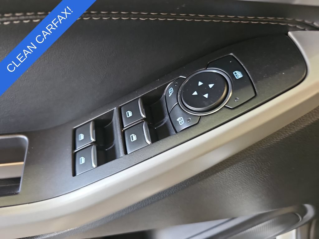 Used 2023 Ford Explorer XLT AWD/4WD image 29