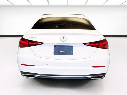 Used 2025 Mercedes-Benz C 300 Sedan image 5
