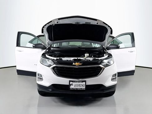 Used 2019 Chevrolet Equinox LS AWD/4WD image 16