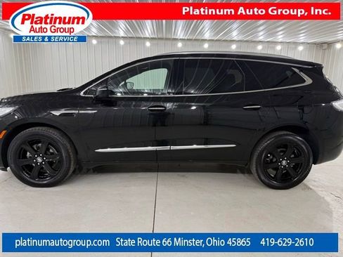 Used 2023 Buick Enclave Essence w/ Sport Touring Edition FWD image 2