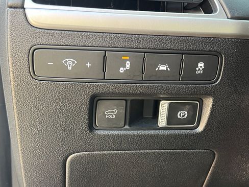 Used 2022 Hyundai Palisade SEL w/ Premium Package FWD image 31