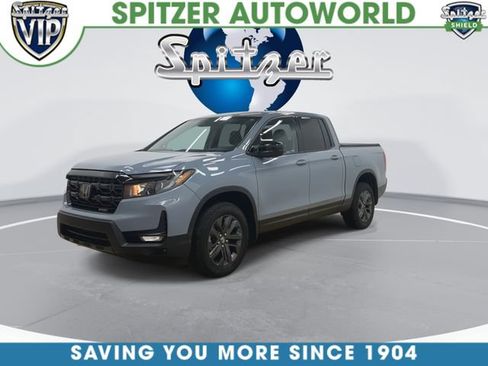 Used 2024 Honda Ridgeline Sport image 4