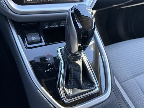 Certified 2025 Subaru Outback Premium image 21