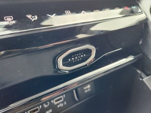 New 2026 Jeep Grand Cherokee Limited w/ Limited Altitude Package image 18