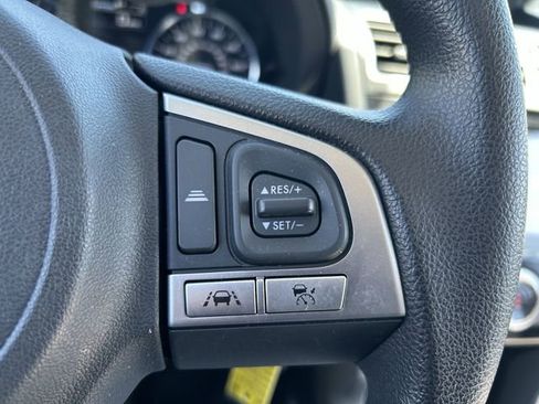 Used 2017 Subaru Forester 2.5i Premium AWD/4WD image 16
