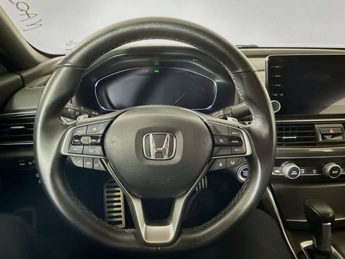 Used 2022 Honda Accord Sport image 12